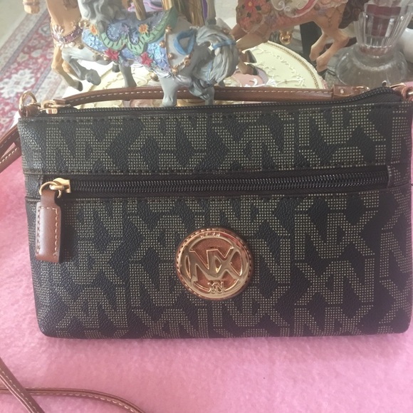 Crossbody handbag new - Picture 3 of 3